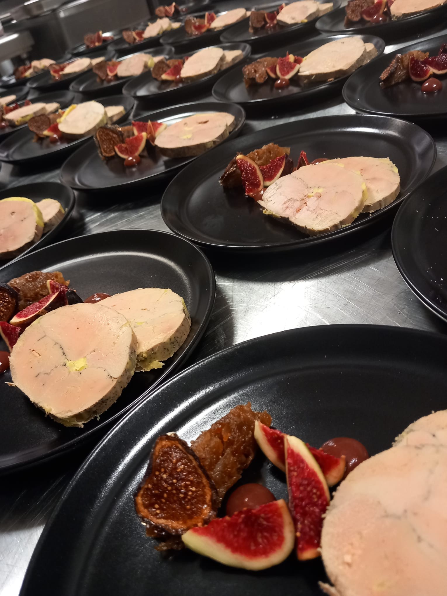 Foie gras et ses figues bistrot du grand liot rayon de sologne 41320